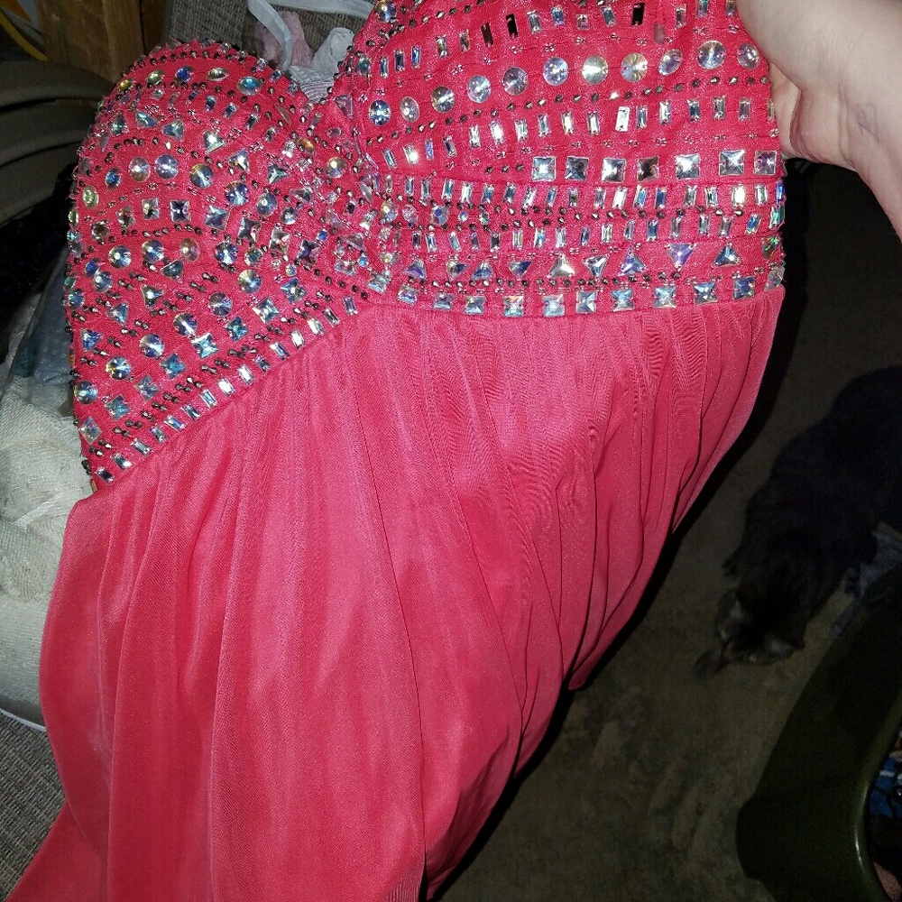 pinkish red short prom/formal dress